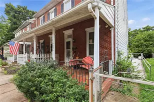 952 Queen St, Pottstown Boro, PA 19464 - Photo 2