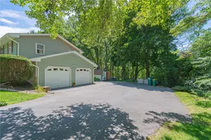 5472 Lower Macungie Rd, Macungie Boro, PA 18062 - Photo 6