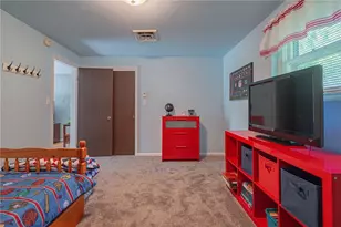 5472 Lower Macungie Rd, Macungie Boro, PA 18062 - Photo 36