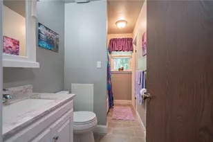 5472 Lower Macungie Rd, Macungie Boro, PA 18062 - Photo 20