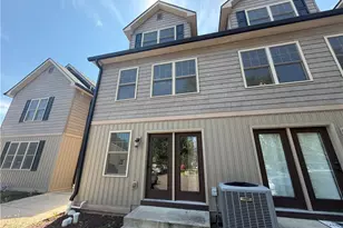 653 Linden St, Coopersburg Boro, PA 18036 - Photo 1