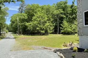 5327 Maple Ln, Barrett Twp, PA 18326 - Photo 8