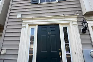 118 Knollwood Dr, Easton, PA 18042 - Photo 2