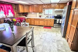 729 N 1st St, Mahoning Twp, PA 18235 - Photo 4