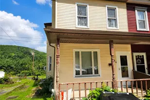 729 N 1st St, Mahoning Twp, PA 18235 - Photo 2