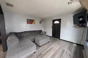 29 E Depot St, Hellertown Boro, PA 18055 - Photo 6