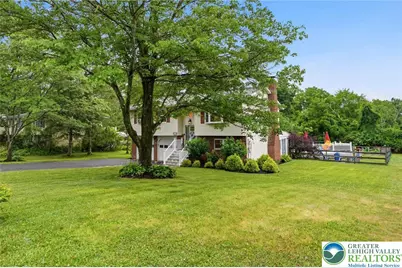 6526 Skyview Lane, Coopersburg Boro, PA 18036 - Photo 4