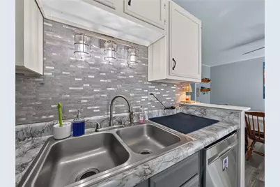 106 N Lobb Avenue, Pen Argyl, PA 18072 - Photo 40