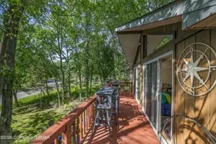 395 N Arrow Dr, Coolbaugh Twp, PA 18347 - Photo 18