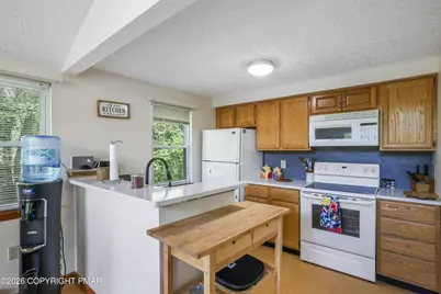 395 N Arrow Drive, Coolbaugh Twp, PA 18347 - Photo 12