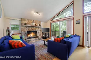 395 N Arrow Dr, Coolbaugh Twp, PA 18347 - Photo 8