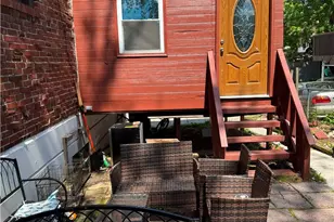 811 W Emaus Ave, Allentown City, PA 18103 - Photo 2