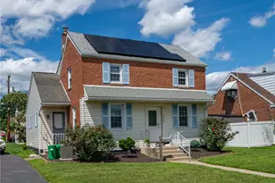 1925 Fairmont St, Allentown City, PA 18109 - Photo 2