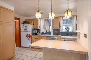 1925 Fairmont St, Allentown City, PA 18109 - Photo 6