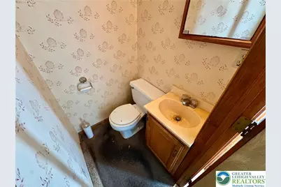 242 S 4th Street, Lehighton, PA 18235 - Photo 8