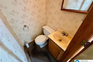 242 S 4th St, Lehighton Boro, PA 18235 - Photo 8