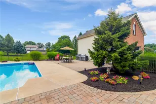 1195 Sierra Dr, Lehigh Township, PA 18038 - Photo 32