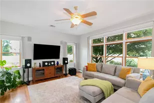 1195 Sierra Dr, Lehigh Township, PA 18038 - Photo 6