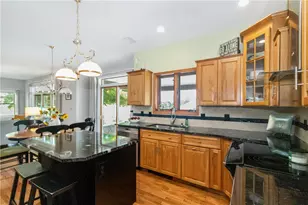 1195 Sierra Dr, Lehigh Township, PA 18038 - Photo 8