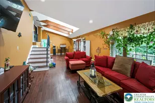 303 W Madison St, Easton, PA 18042 - Photo 6