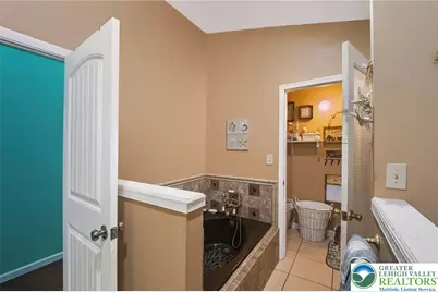 303 W Madison Street, Easton, PA 18042 - Photo 18