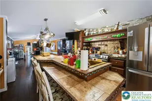 303 W Madison St, Easton, PA 18042 - Photo 8