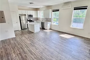315 E Stone Alley, Alburtis Boro, PA 18011 - Photo 2