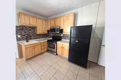 219 N Fountain Street, Allentown City, PA 18102 - Photo 4