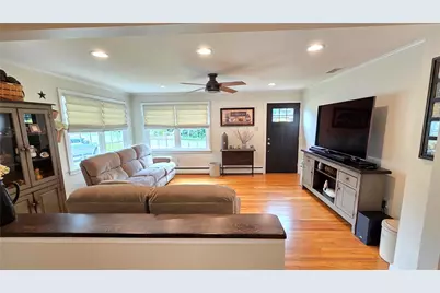 249 Ohio Avenue, Whitehall Township, PA 18052 - Photo 6