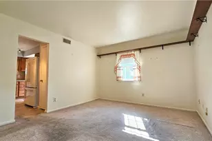 2870 Springhaven Pl, Lower Macungie Township, PA 18062 - Photo 18
