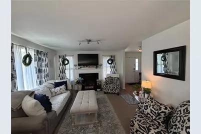 4177 Bunker Hill Drive N, Upper Saucon Township, PA 18036 - Photo 6