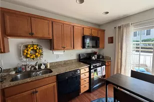 4177 Bunker Hill Dr N, Upper Saucon Township, PA 18036 - Photo 4