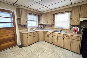 1215 Bushkill St, Easton, PA 18042 - Photo 6
