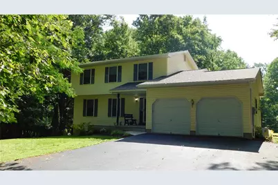 9 Benfield Road, Longswamp Twp, PA 18062 - Photo 1