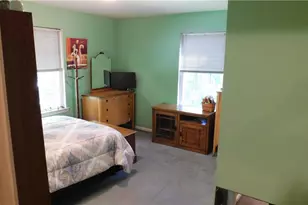 9 Benfield Rd, Longswamp Twp, PA 18062 - Photo 4