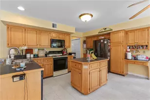 4006 Crest View Dr, Hamilton Twp, PA 18360 - Photo 12