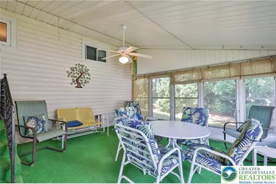 1812 Hilltop Terrace, Bethlehem City, PA 18018 - Photo 16