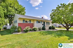 1812 Hilltop Terrace, Bethlehem City, PA 18018 - Photo 2