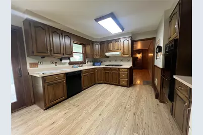 634 Gladys Drive, Bushkill Twp, PA 18064 - Photo 8