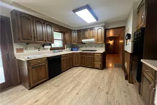 634 Gladys Dr, Bushkill Twp, PA 18064 - Photo 8