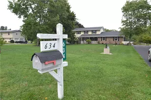 634 Gladys Dr, Bushkill Twp, PA 18064 - Photo 4