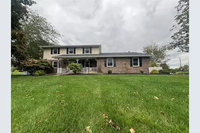 634 Gladys Drive, Bushkill Twp, PA 18064 - Photo 4