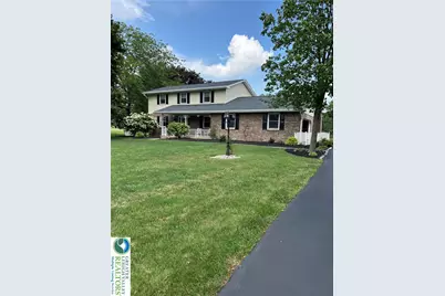 634 Gladys Drive, Bushkill Twp, PA 18064 - Photo 2