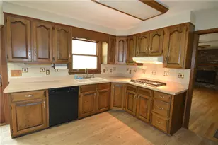 634 Gladys Dr, Bushkill Twp, PA 18064 - Photo 18