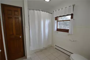 634 Gladys Dr, Bushkill Twp, PA 18064 - Photo 40