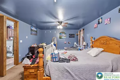 54 E White Street, Summit Hill, PA 18250 - Photo 16
