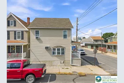 54 E White Street, Summit Hill, PA 18250 - Photo 2