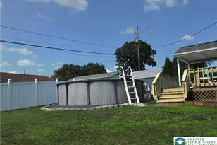 515 Maple St, Pottsville, PA 17901 - Photo 14