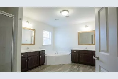 2160 Eagles Landing Drive, Upper Nazareth Twp, PA 18064 - Photo 14