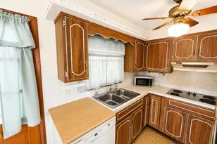 115 Tobias, Hellertown Boro, PA 18055 - Photo 2